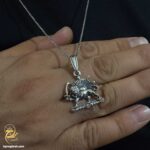 گردنبند نقره مردانه طرح شیر و خورشید مدل NSM N44