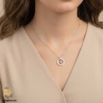 گردنبند نقره دخترانه طرح قلب مدل ZSW Z90 روی گردن