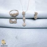 نیم ست نقره زنانه طرح جواهری نگین دار مدل NSW H46