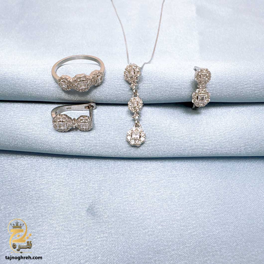 half-set-silver-nsw-h46 نیم ست نقره نگین دار مدل NSW H46