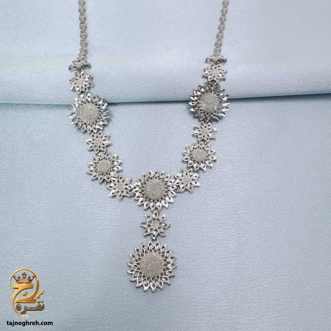 گردنبند نقره زنانه مجلسی طرح خورشید مدل ZSW Z129