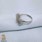انگشتر نقره زنانه طرح گل نگین دار مدل RSW F76 IMAGE2