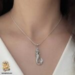 مدال نقره زنانه پری دریایی مدل ZSW Z135 روی گردن